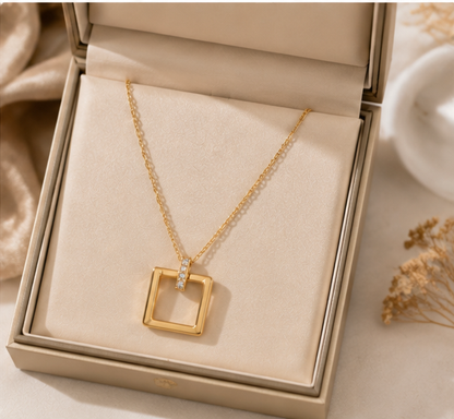 Modern Edge Geometric Necklace